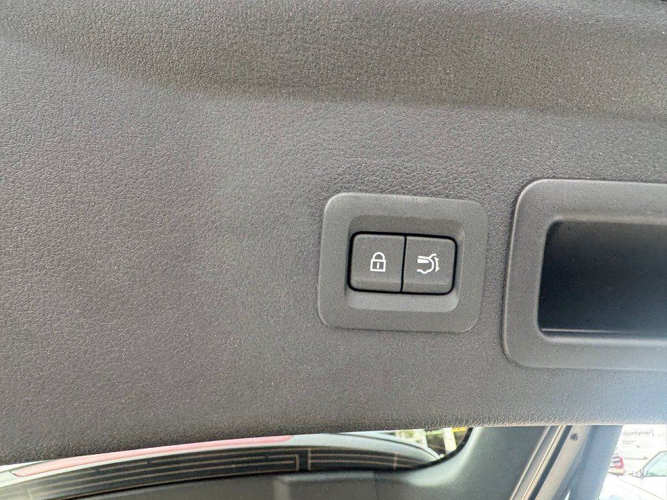Fahrzeugabbildung Mazda CX-5 2.5L e-SKYACTIV G 141ps Exclusive-Line Auto