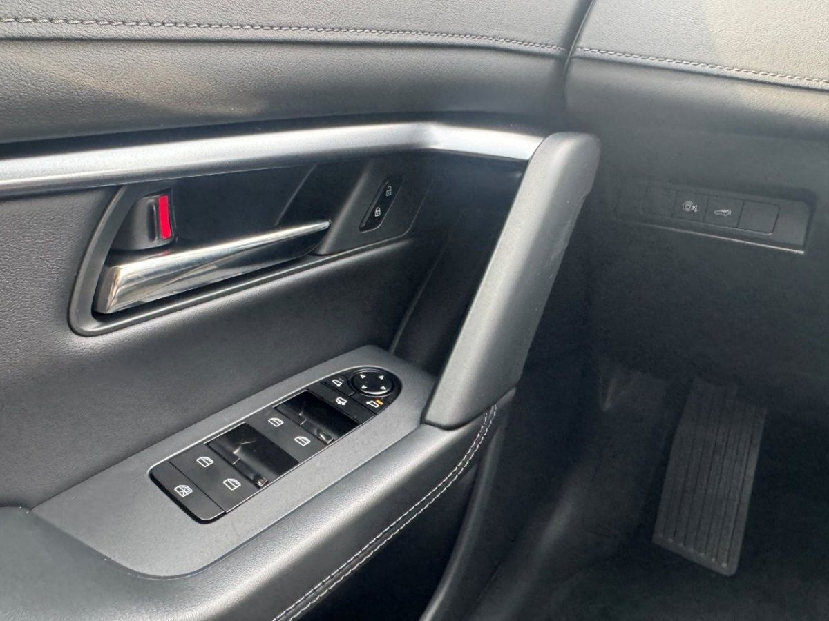 Fahrzeugabbildung Mazda CX-5 2.5L e-SKYACTIV G 141ps Exclusive-Line Auto