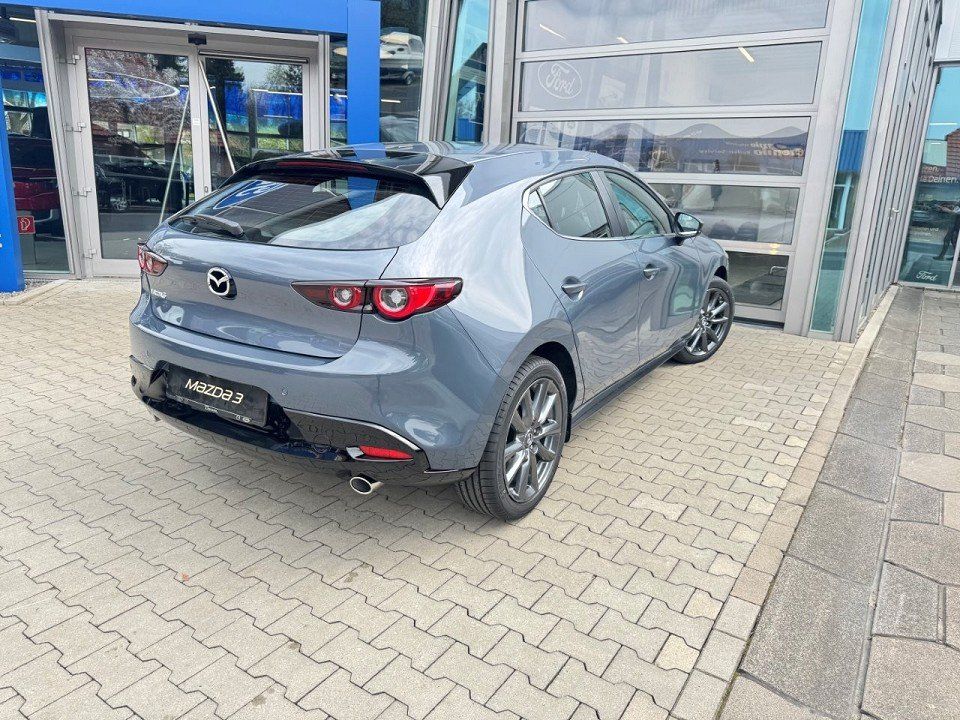 Fahrzeugabbildung Mazda 3 2.5L e-SKYACTIV G 140ps Center-Line
