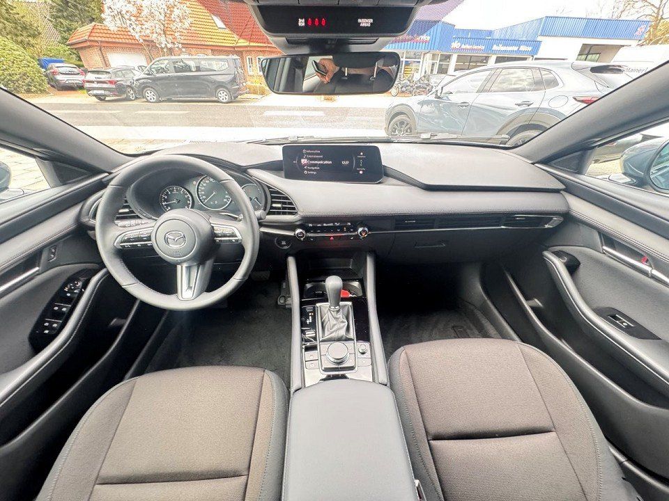 Fahrzeugabbildung Mazda 3 2.5L e-SKYACTIV G 140ps Center-Line