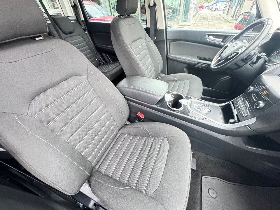 Fahrzeugabbildung Ford Galaxy 2.0 Ecoblue Titanium Automatik