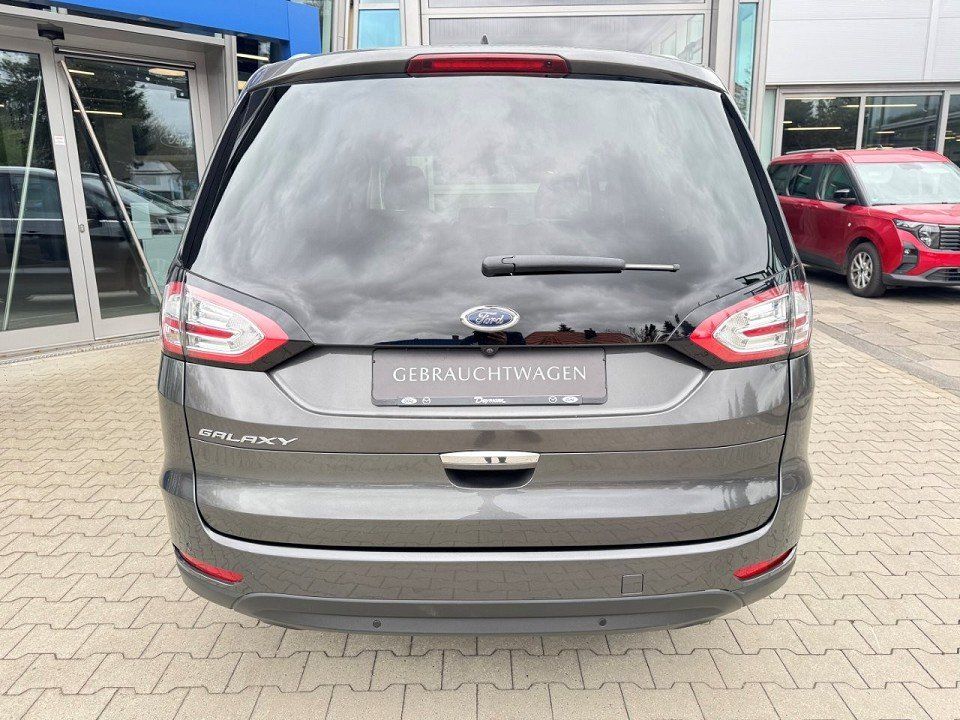 Fahrzeugabbildung Ford Galaxy 2.0 Ecoblue Titanium Automatik