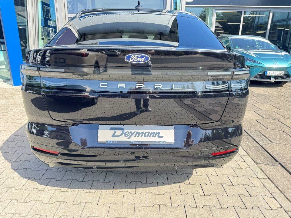 Fahrzeugabbildung Ford Capri EV RWD Select Extended Range