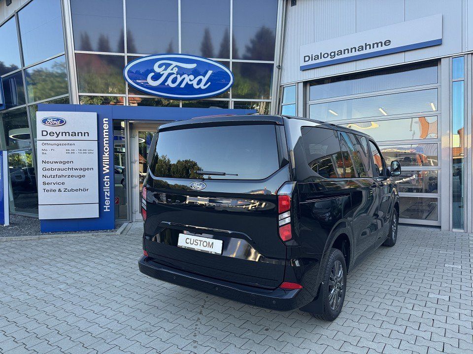 Fahrzeugabbildung Ford Tourneo Custom 2,0 Ecoblue L1 Titanium Automatik