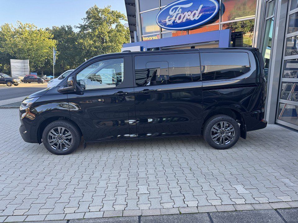 Fahrzeugabbildung Ford Tourneo Custom 2,0 Ecoblue L1 Titanium Automatik