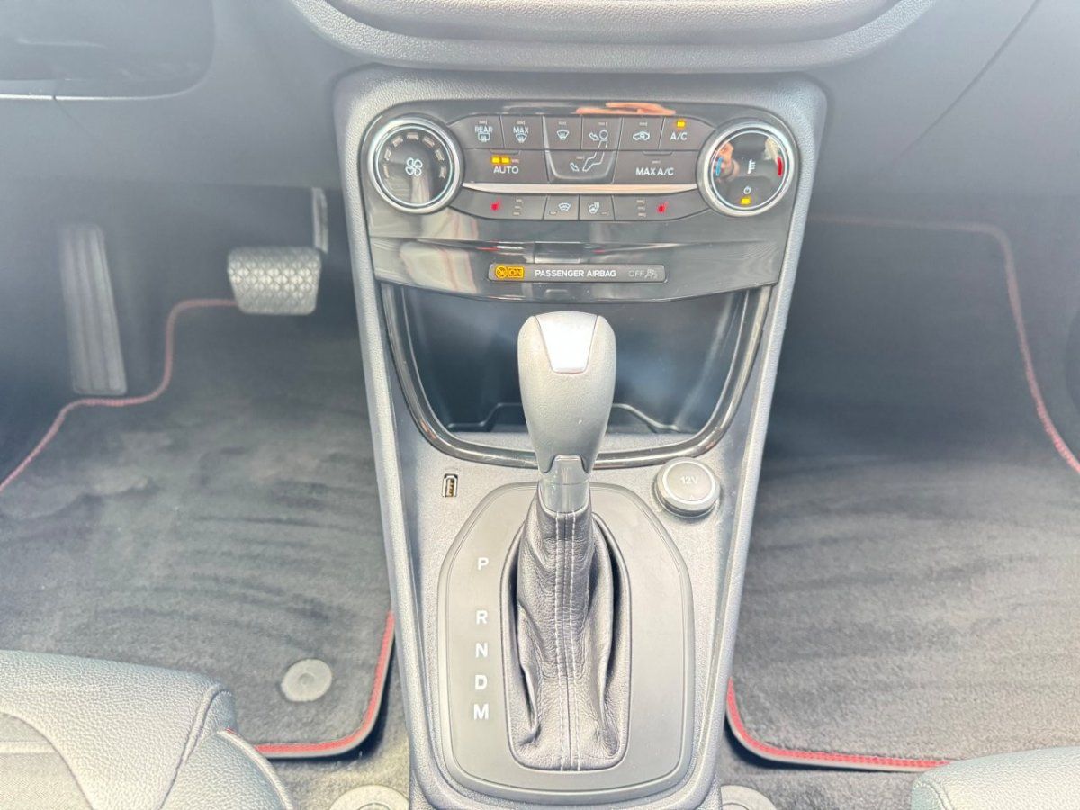 Fahrzeugabbildung Ford Puma 1.0 EcoBoost MHEV ST-Line X Automatik