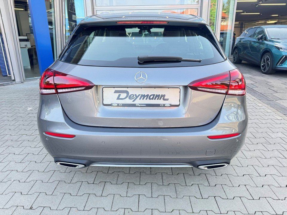 Fahrzeugabbildung Mercedes-Benz A 180 Progressive