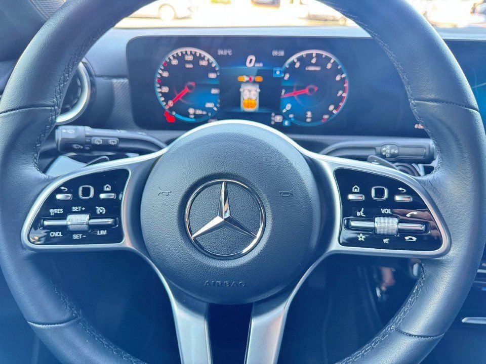 Fahrzeugabbildung Mercedes-Benz A 180 Progressive