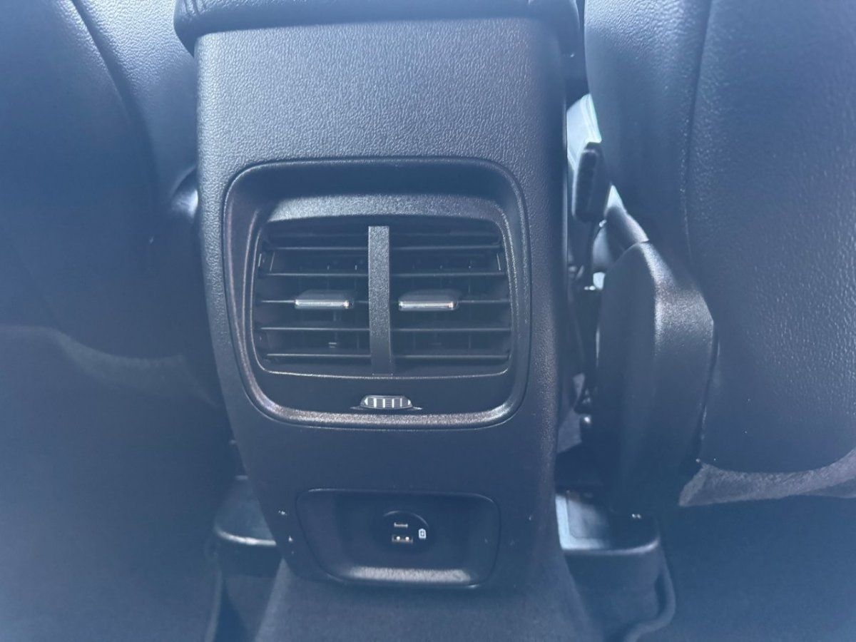 Fahrzeugabbildung Ford Kuga 2.0 EcoBlue 4x4 Titanium X Automatik