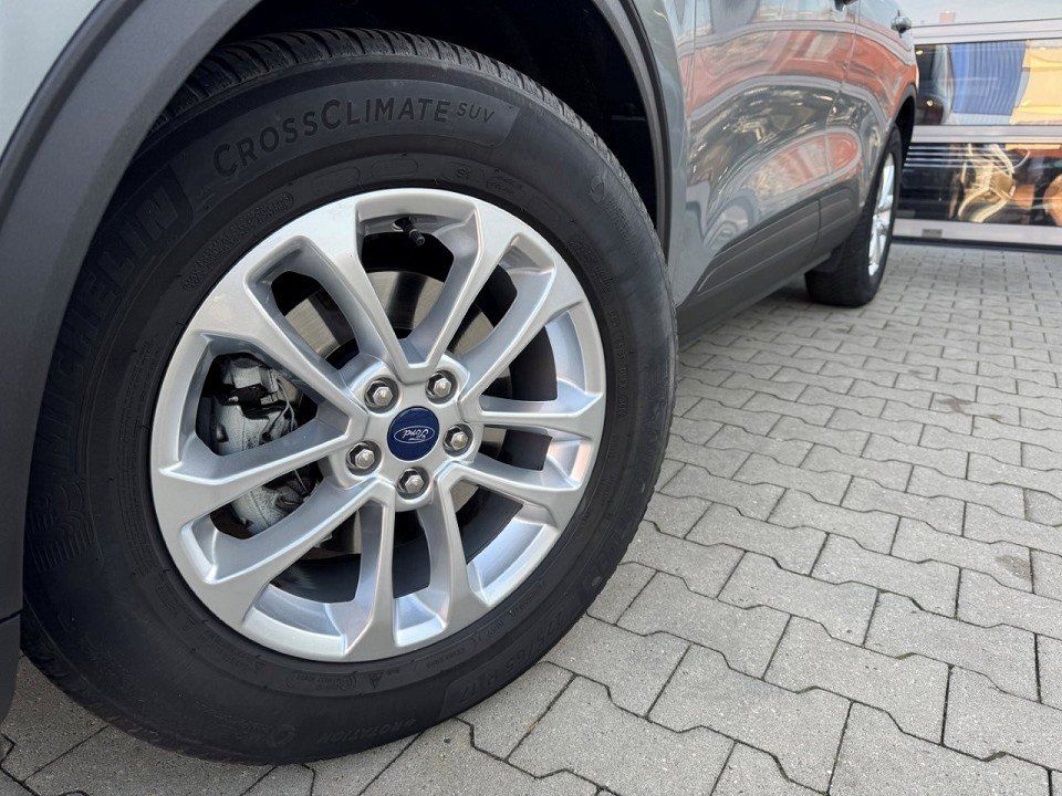 Fahrzeugabbildung Ford Kuga 2.0 EcoBlue 4x4 Titanium X Automatik