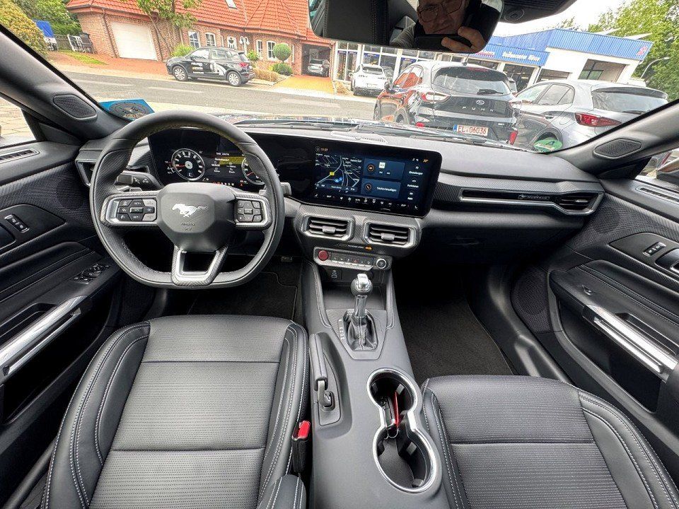 Fahrzeugabbildung Ford Mustang 5,0 V8 GT Fastback Automatik (2024)