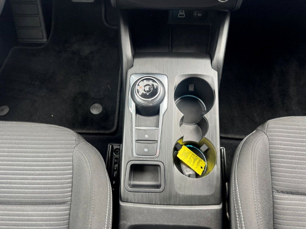Fahrzeugabbildung Ford Focus Turnier 1.5 Ecoblue Titanium Automatik
