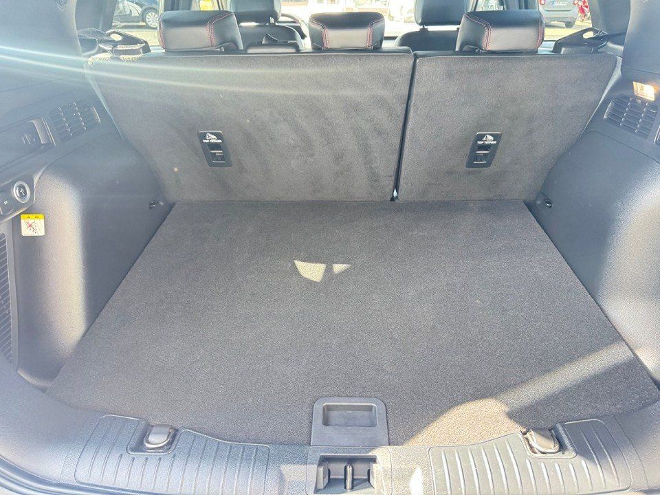 Fahrzeugabbildung Ford Kuga 2.5 PHEV ST-Line X Automatik