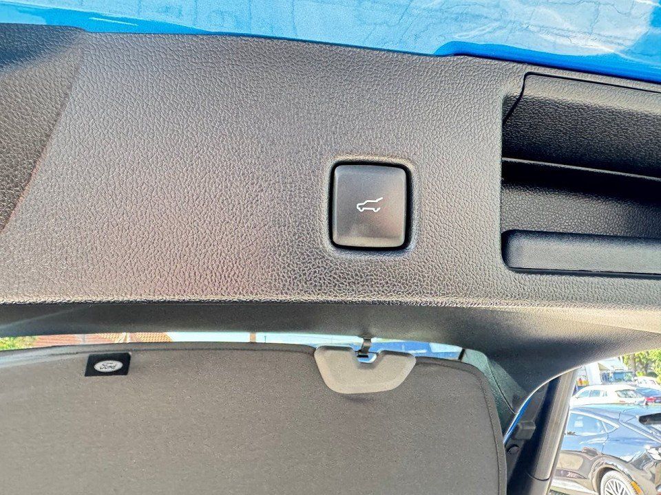 Fahrzeugabbildung Ford Kuga 2.5 PHEV ST-Line X Automatik
