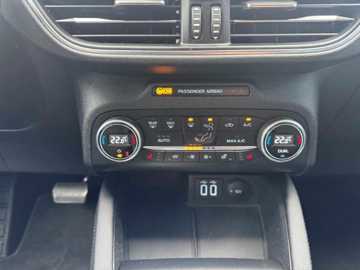 Fahrzeugabbildung Ford Kuga 2,5 PHEV Titanium Automatik