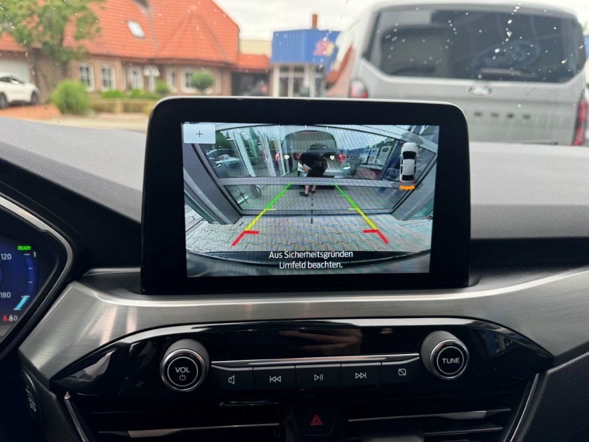 Fahrzeugabbildung Ford Kuga 2,5 PHEV Titanium Automatik