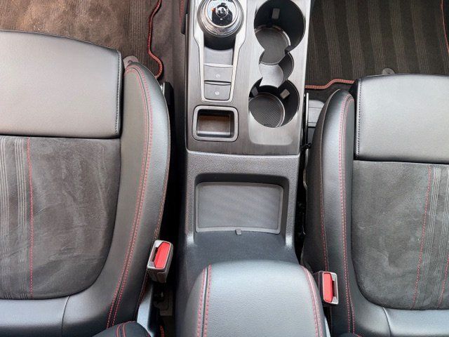 Fahrzeugabbildung Ford Kuga 2.5 PHEV ST-Line X Automatik