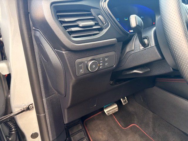 Fahrzeugabbildung Ford Kuga 2.5 PHEV ST-Line X Automatik