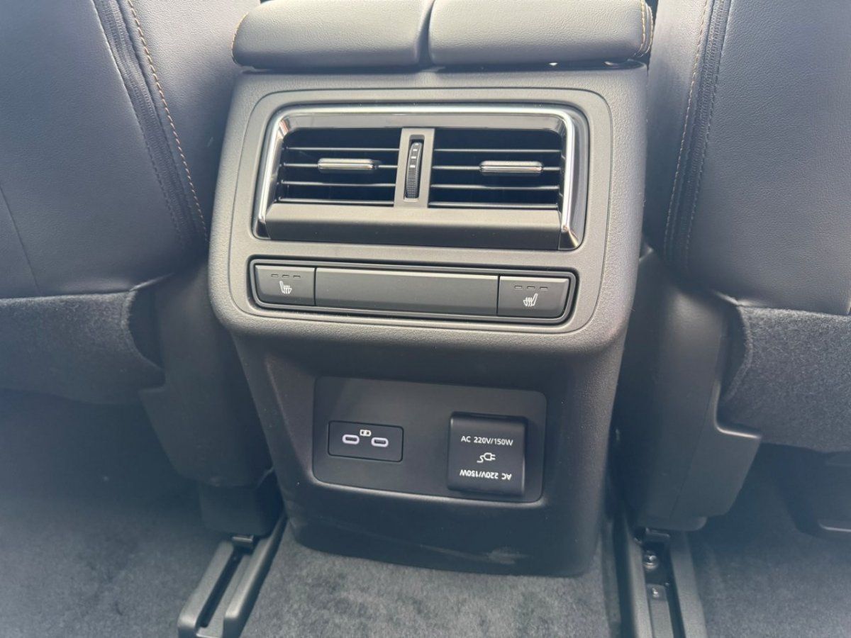 Fahrzeugabbildung Mazda CX-60 3.3L e-SKYACTIV D 254PS Homura Plus