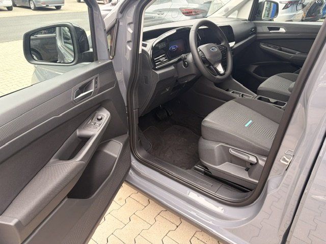 Fahrzeugabbildung Ford Tourneo Connect 2.0 Ecoblue Active Automatik