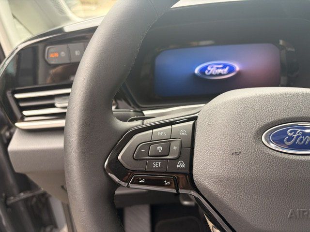 Fahrzeugabbildung Ford Tourneo Connect 2.0 Ecoblue Active Automatik