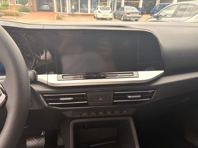 Fahrzeugabbildung Ford Tourneo Connect 2.0 Ecoblue Active Automatik