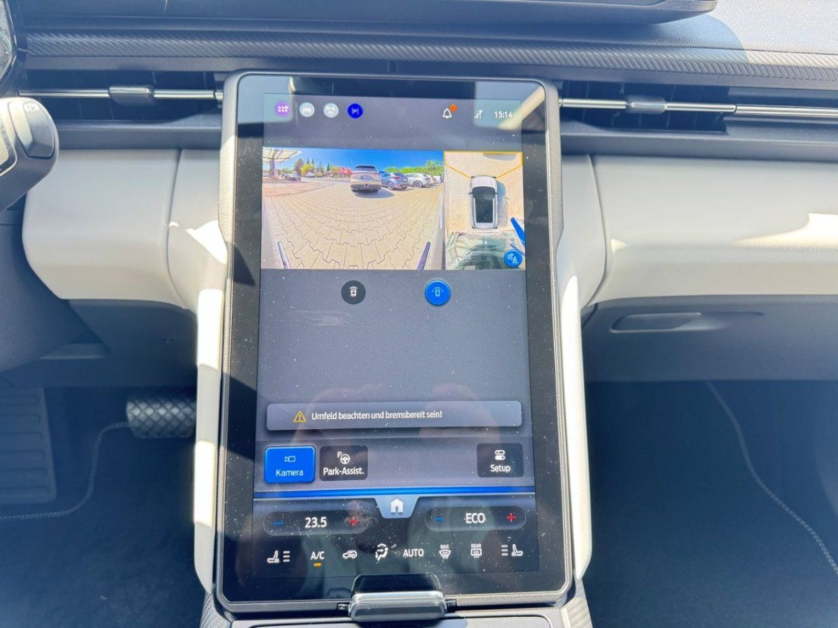 Fahrzeugabbildung Ford Explorer EV RWD 77kW Premium Extended Range