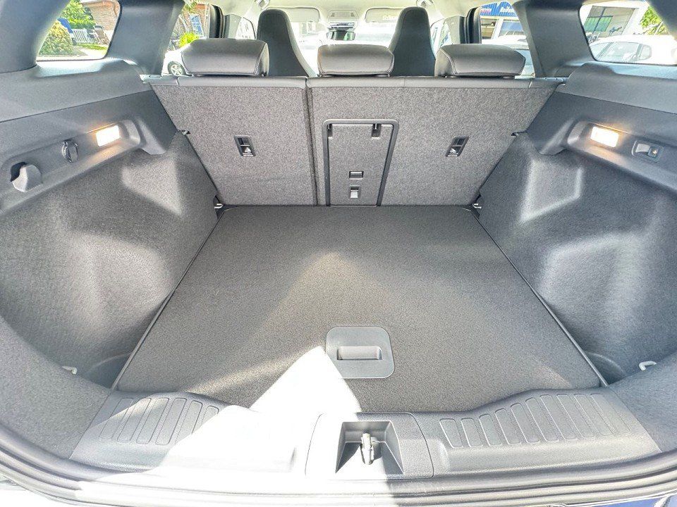 Fahrzeugabbildung Ford Explorer EV RWD 77kW Premium Extended Range
