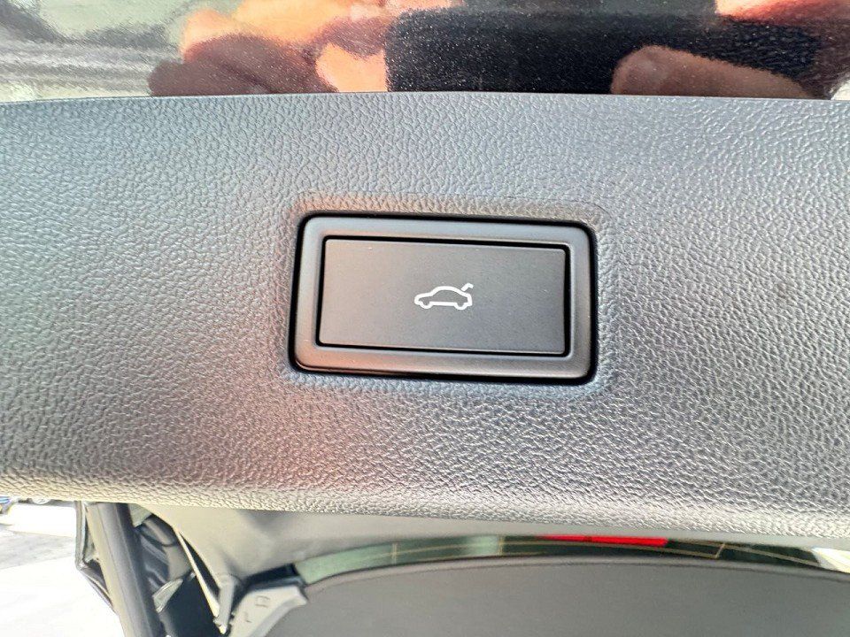 Fahrzeugabbildung Ford Explorer EV RWD 77kW Premium Extended Range