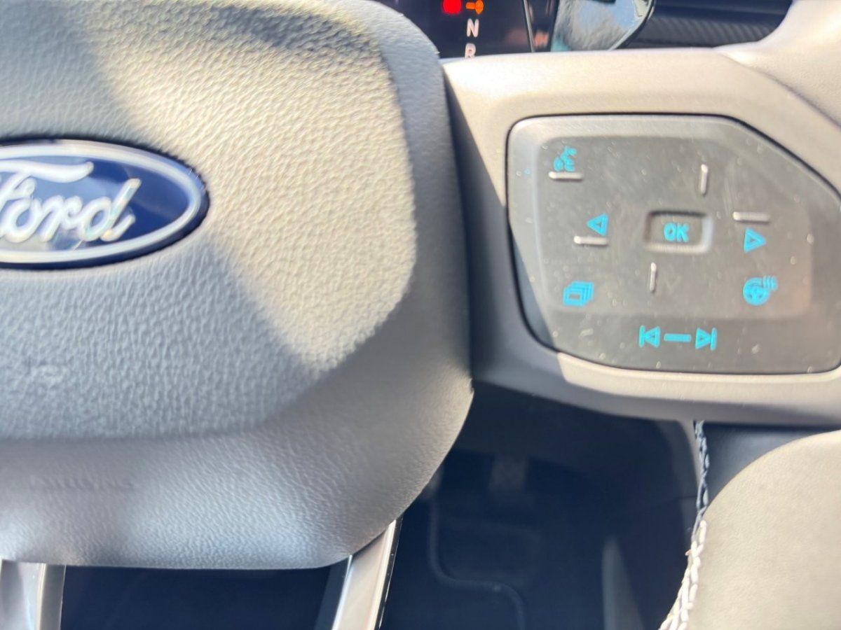 Fahrzeugabbildung Ford Explorer EV RWD 77kW Premium Extended Range