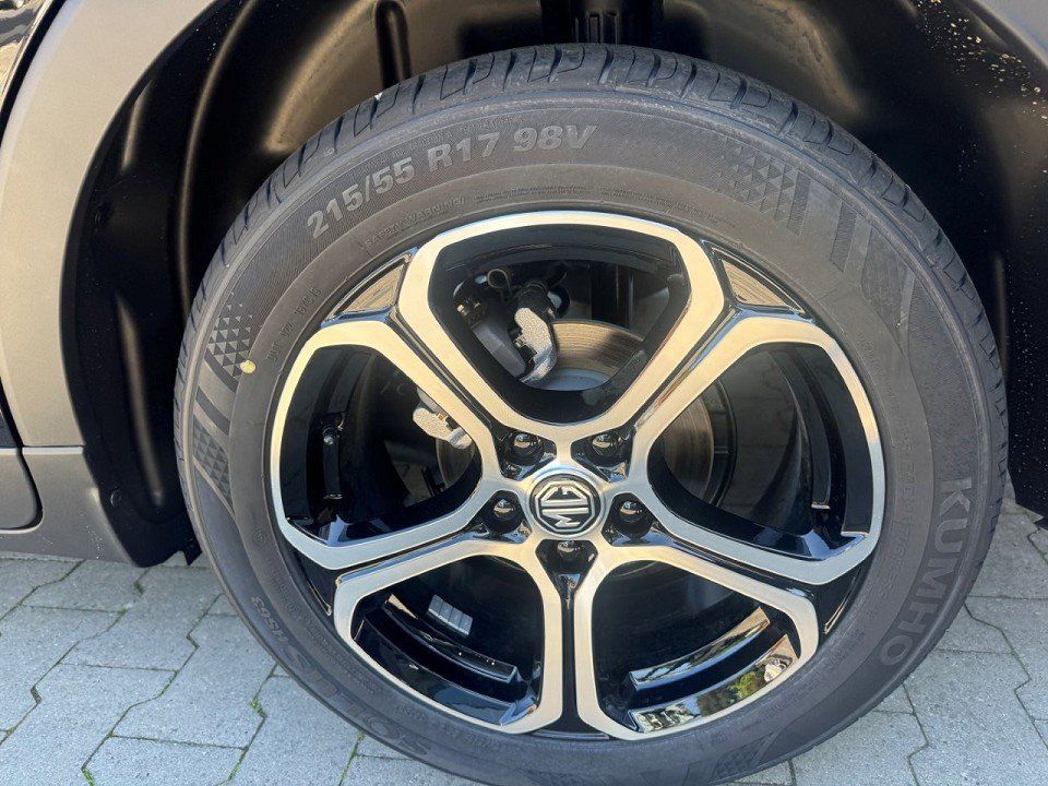 Fahrzeugabbildung MG ZS 1.5L Comfort
