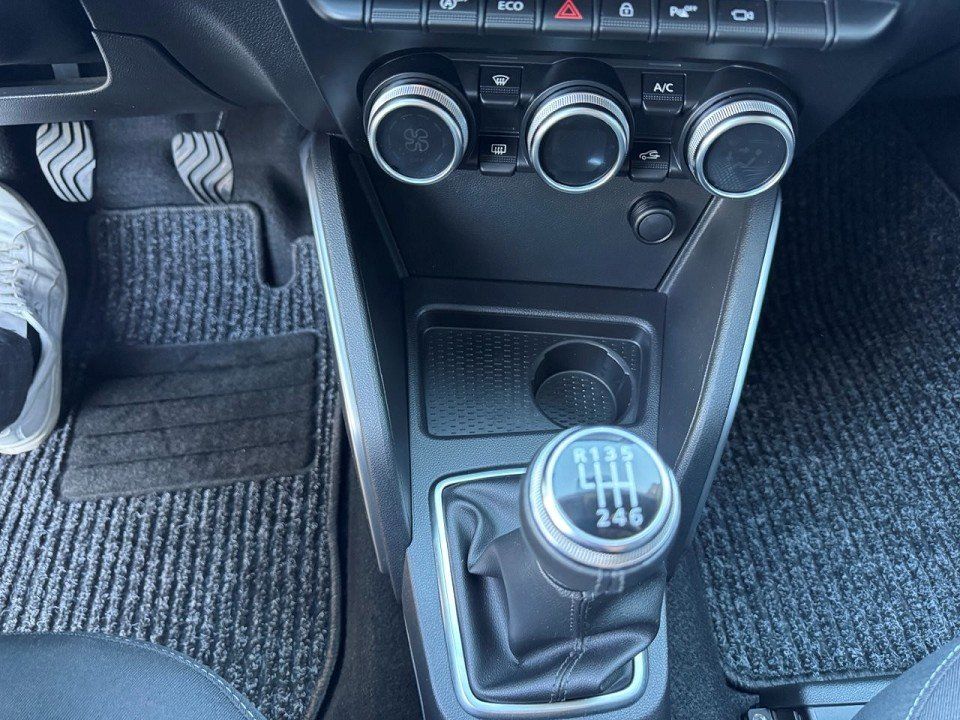 Fahrzeugabbildung Dacia Duster II 1.3 TCe 150 Adventure