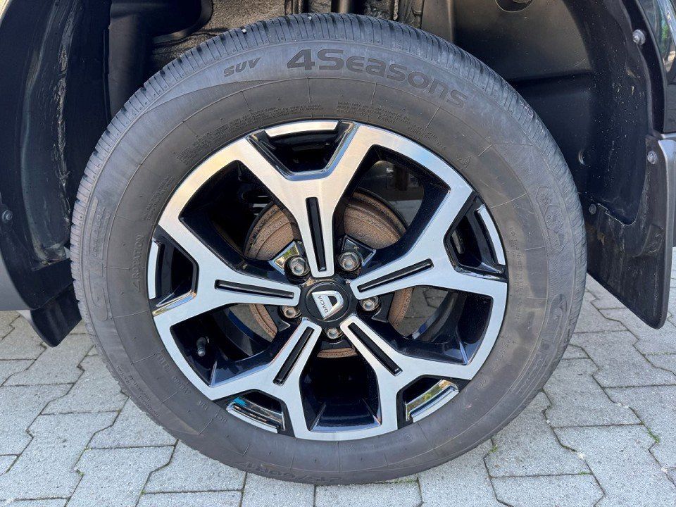 Fahrzeugabbildung Dacia Duster II 1.3 TCe 150 Adventure