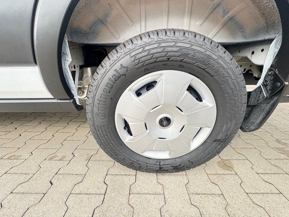 Fahrzeugabbildung Ford E-Transit 89kW 198kW 350L3 Kasten Trend