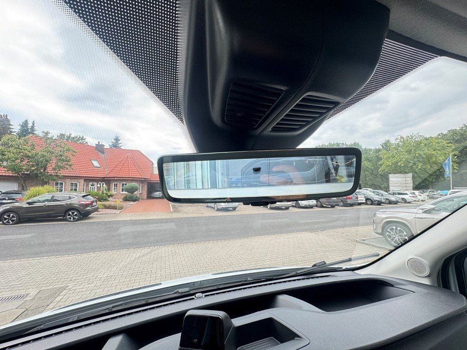 Fahrzeugabbildung Ford E-Transit 89kW 198kW 350L3 Kasten Trend