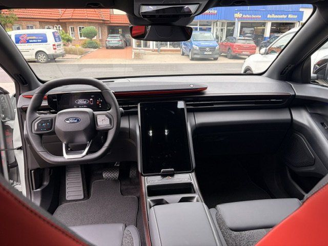 Fahrzeugabbildung Ford Explorer EV RWD Collection Extended Range