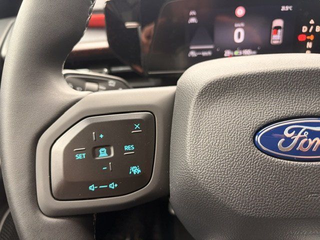 Fahrzeugabbildung Ford Explorer EV RWD Collection Extended Range