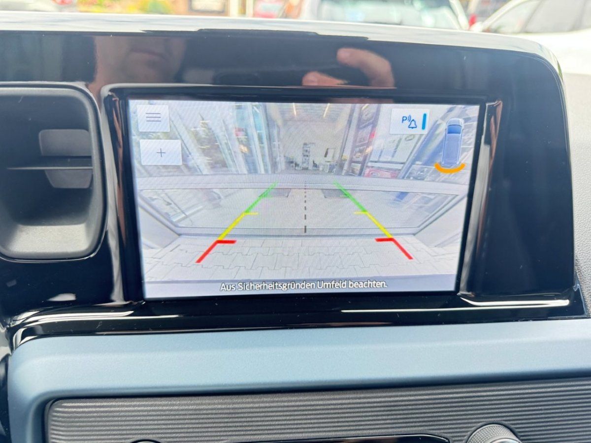 Fahrzeugabbildung Ford Tourneo Courier Active 1,0 EcoBoost Automatik