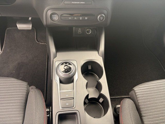 Fahrzeugabbildung Ford Focus Turnier 1,5 EcoBlue ST-Line Automatik