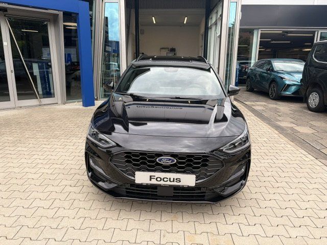 Fahrzeugabbildung Ford Focus Turnier 1,5 EcoBlue ST-Line Automatik