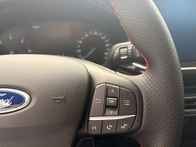 Fahrzeugabbildung Ford Focus Turnier 1,5 EcoBlue ST-Line Automatik
