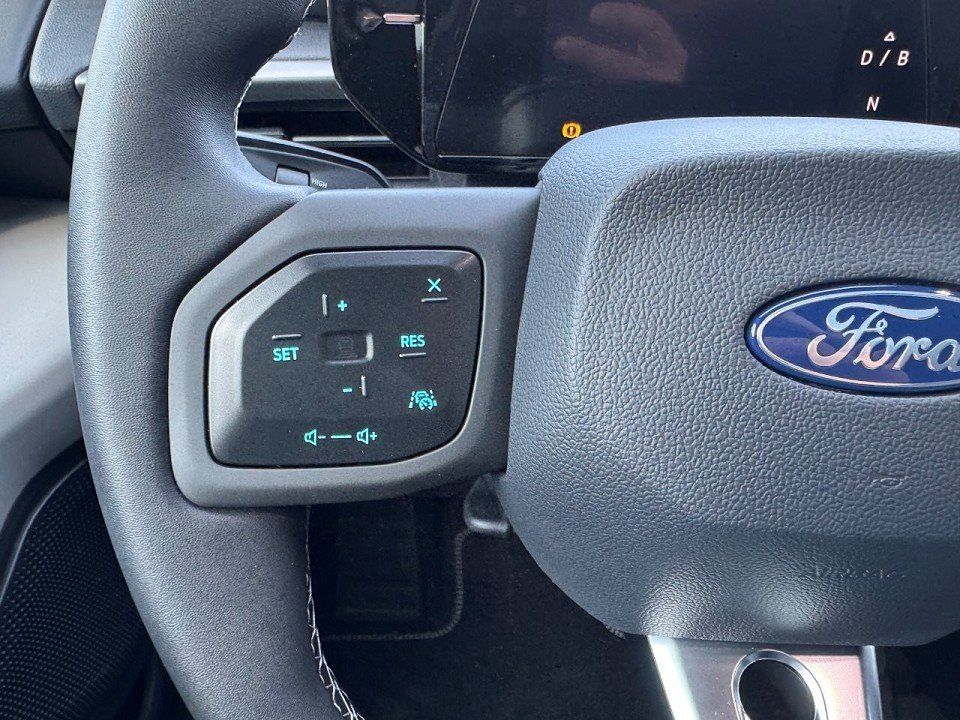 Fahrzeugabbildung Ford Capri EV RWD Select Extended Range