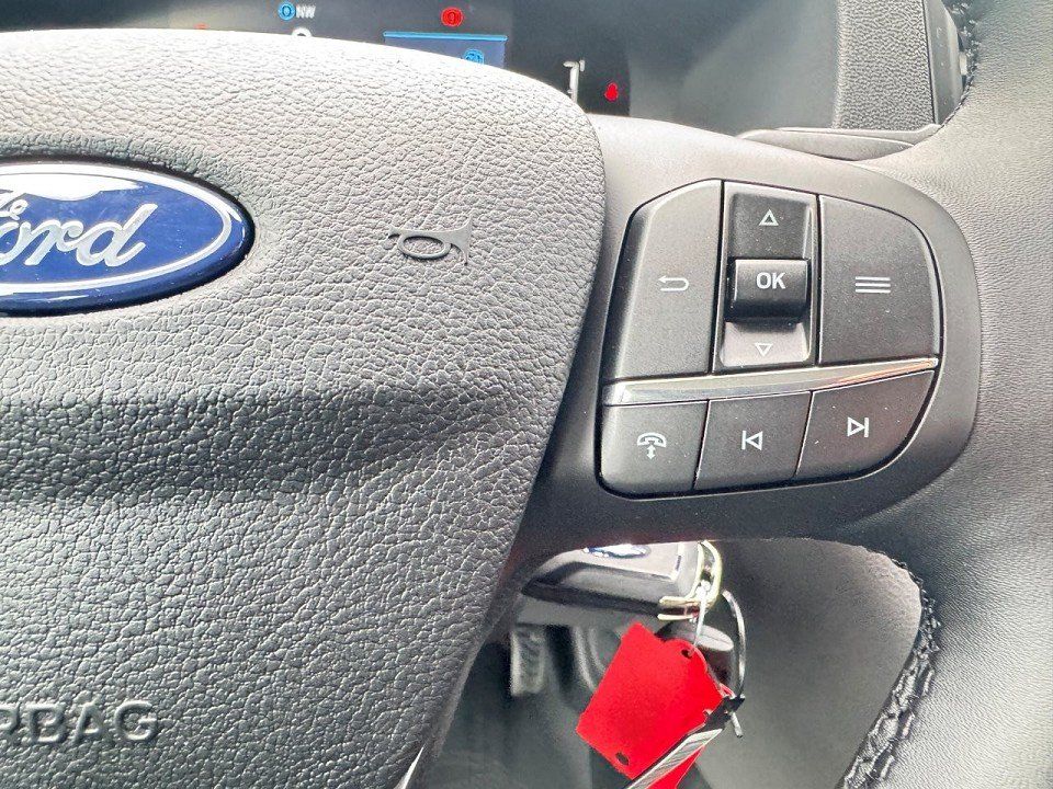 Fahrzeugabbildung Ford Transit 2,0 Ecoblue 350 L3 Doka Pritsche Trend