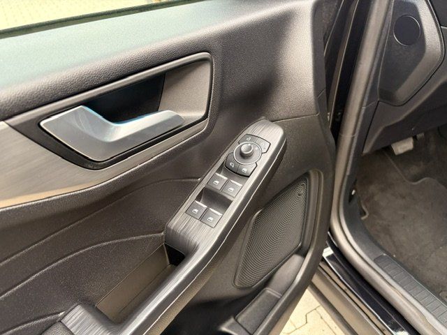 Fahrzeugabbildung Ford Kuga 2.5 PHEV Titanium X