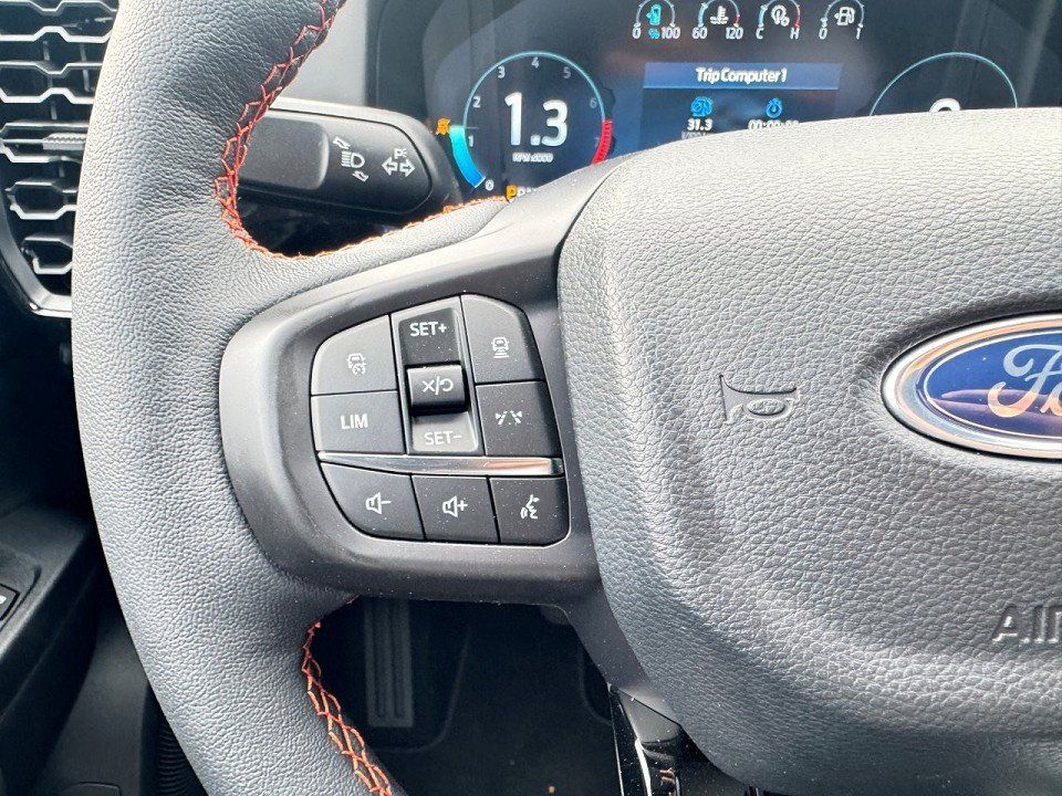 Fahrzeugabbildung Ford Ranger 2,3 PHEV Doppelkabine Wildtrak Automatik