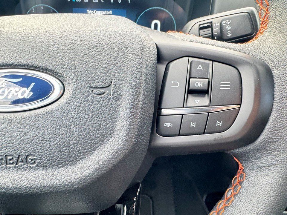 Fahrzeugabbildung Ford Ranger 2,3 PHEV Doppelkabine Wildtrak Automatik
